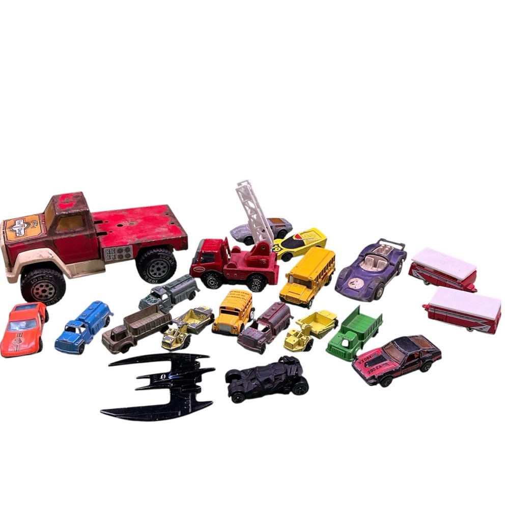 Vintage metal toy trucks and cars variety pack lot of 15 Tonka/matchbox